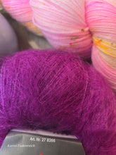 Lade das Bild in den Galerie-Viewer, Fleur Set #4 Oasis400 und ProLana Seta Suri Set, Fingering weight,100 Gramm, 400 Meter,4 Knäuel Seta Suri.