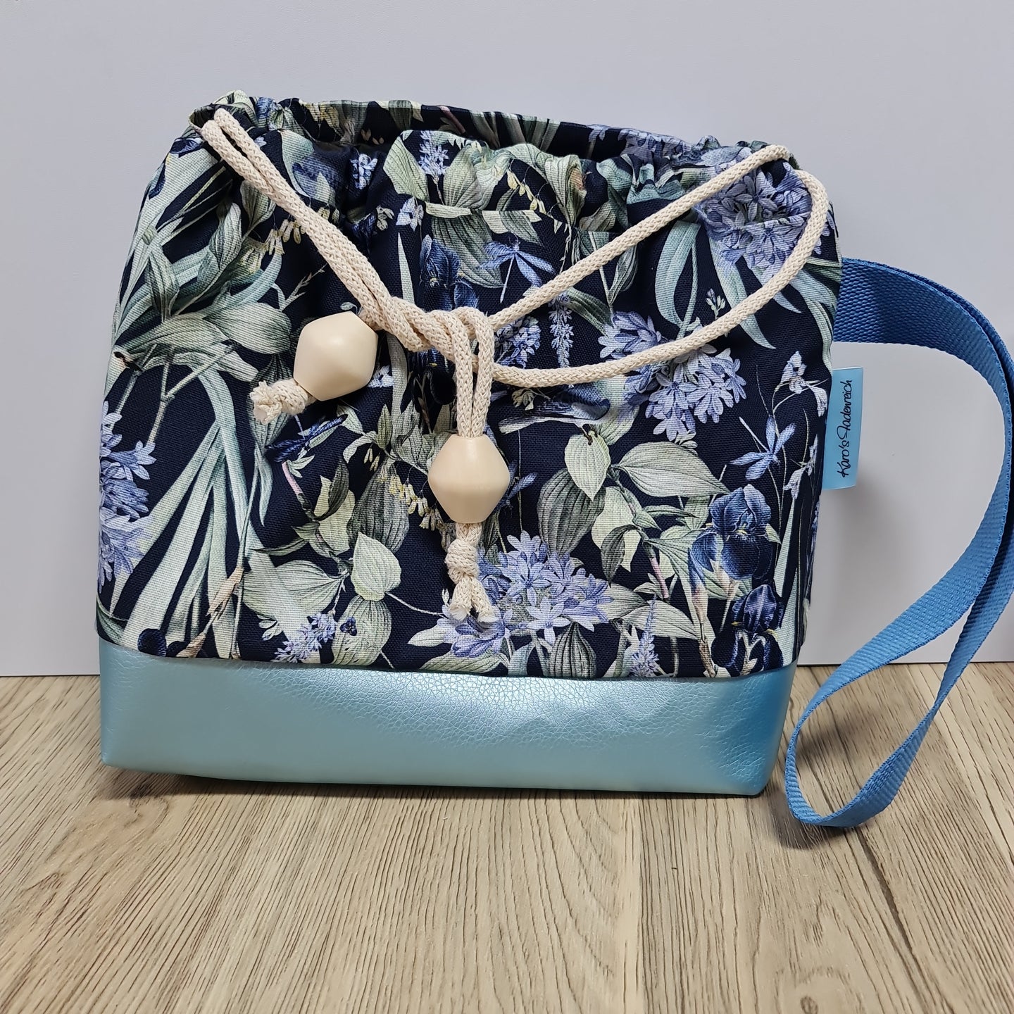 Kleine Karo- Bag, mit viel Liebe handgenäht, Modell Botanik
