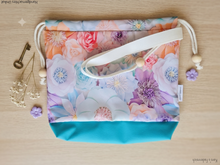 Lade das Bild in den Galerie-Viewer, Große Karo Bag, mit viel Liebe handgenäht, Modell: Blütenpracht
