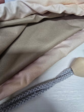Lade das Bild in den Galerie-Viewer, Große Karo Bag, mit viel Liebe handgenäht, Modell: Igel
