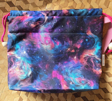 Lade das Bild in den Galerie-Viewer, Große Karo Bag, mit viel Liebe handgenäht, Modell: Farbenrausch
