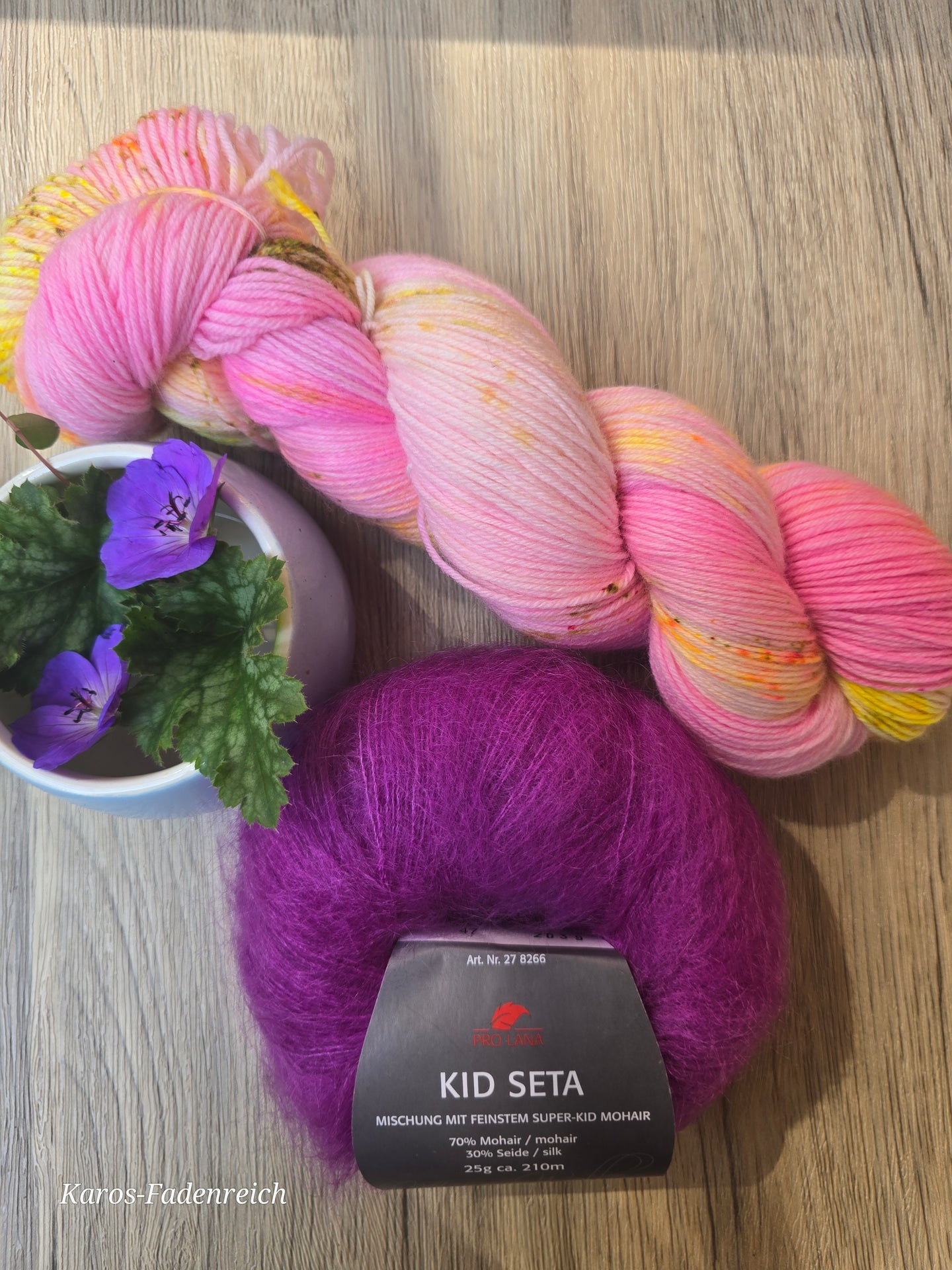 Fleur Set #4 Oasis400 und ProLana Seta Suri Set, Fingering weight,100 Gramm, 400 Meter,4 Knäuel Seta Suri.