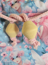 Lade das Bild in den Galerie-Viewer, Kleine Karo Bag, mit viel Liebe handgenäht, Modell Fairy blau/rosa mit Boden
