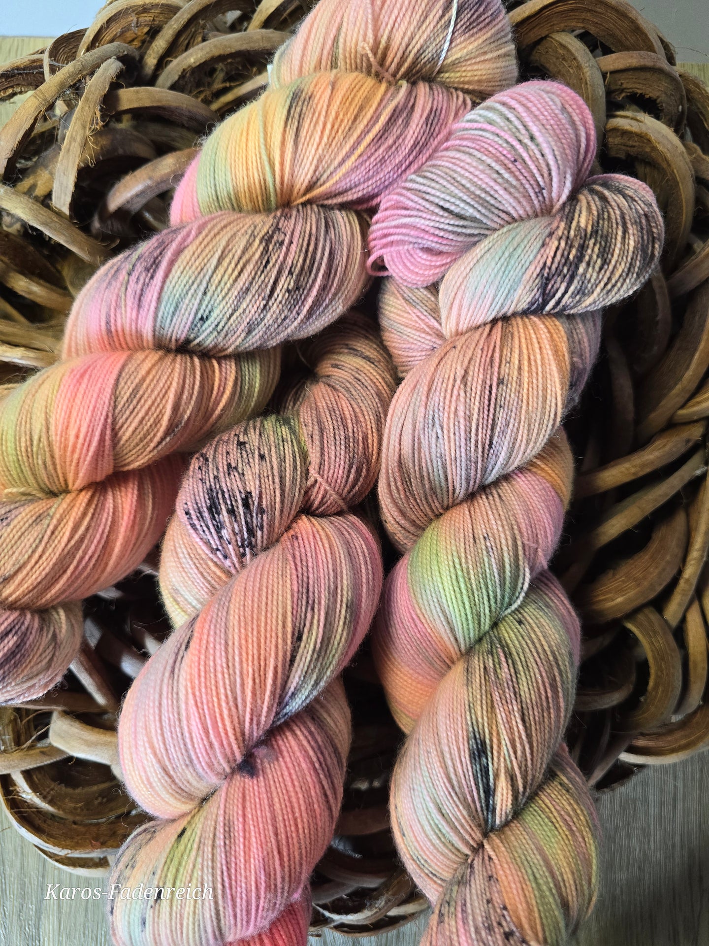 Sternenstaub, Lace Perlgarn, 100% Schurwolle/Merino