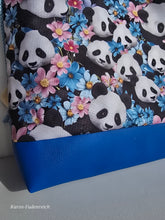 Lade das Bild in den Galerie-Viewer, Große Karo Bag, mit viel Liebe handgenäht, Modell Panda blau
