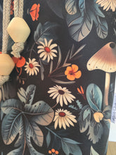 Lade das Bild in den Galerie-Viewer, Große Karo Bag, mit viel Liebe handgenäht, Liebe im Herbst!
