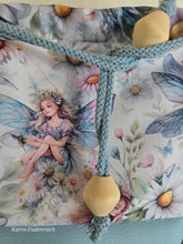 Lade das Bild in den Galerie-Viewer, Kleine Karo Bag, mit viel Liebe handgenäht, Modell Fairy mit Boden

