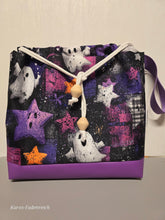 Lade das Bild in den Galerie-Viewer, Halloween Große Karo Bag, mit viel Liebe handgenäht, Stern trifft Geist!
