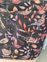 Lade das Bild in den Galerie-Viewer, Kleine Karo Bag mit viel Liebe handgenäht, Modell Birdies !

