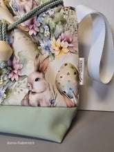 Lade das Bild in den Galerie-Viewer, Ostern Kleine Karo Bag mit viel Liebe handgenäht, Modell Hoppel
